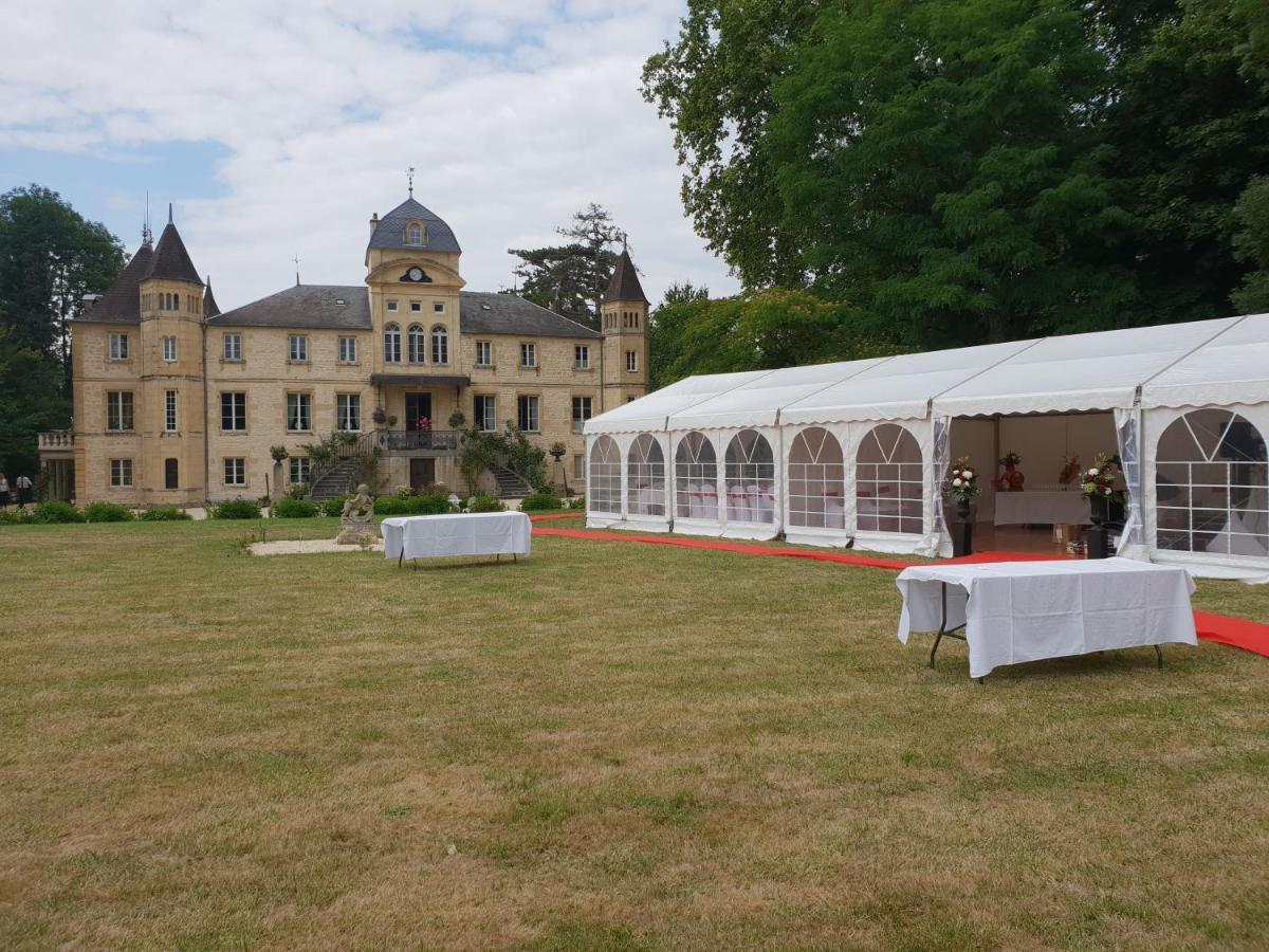 Chateau Du Four De Vaux Varennes-Vauzelles Buitenkant foto